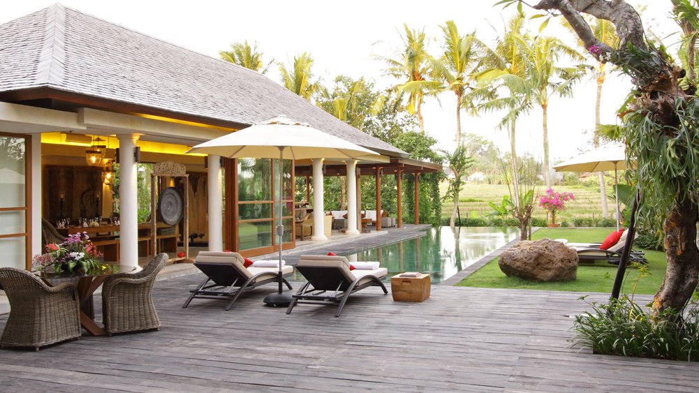 Villa Sarasvati - Modern Balinese tropical haven